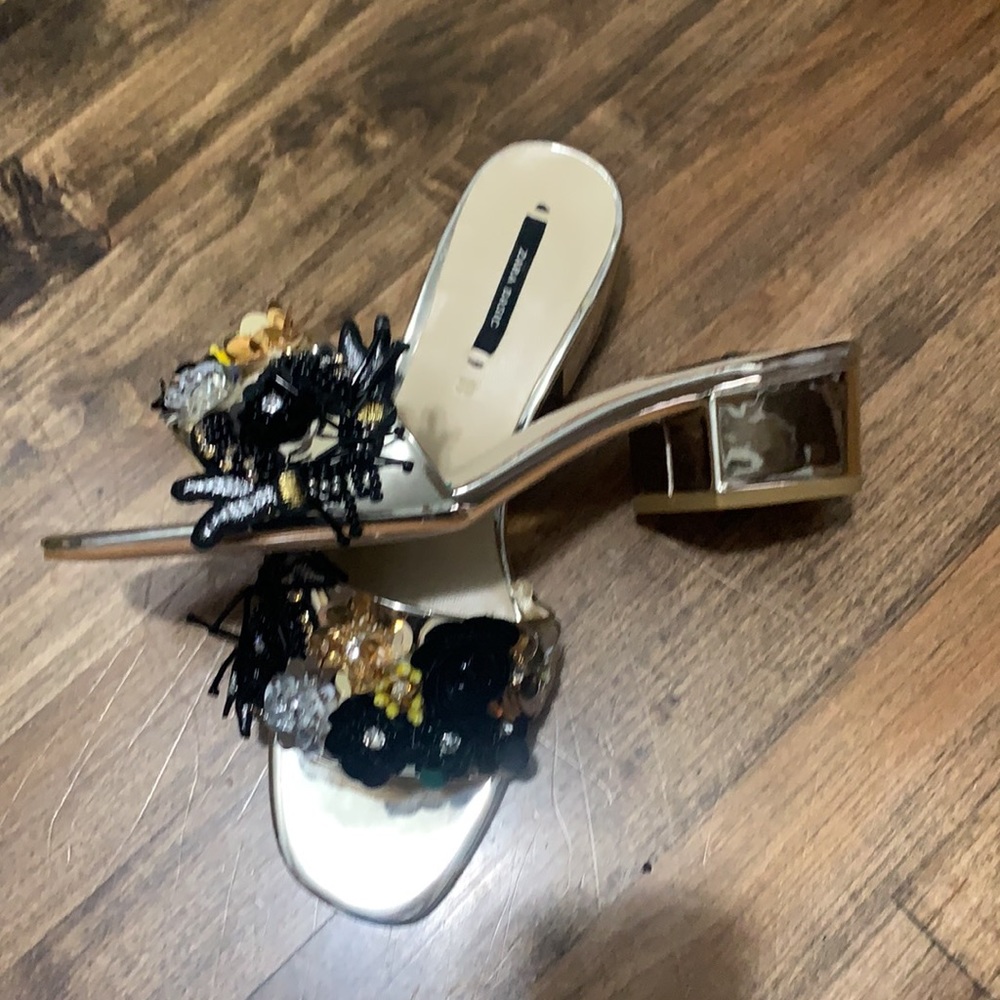 Zara gold metallic short heel sandal mules. Size 39 or 8. New with box